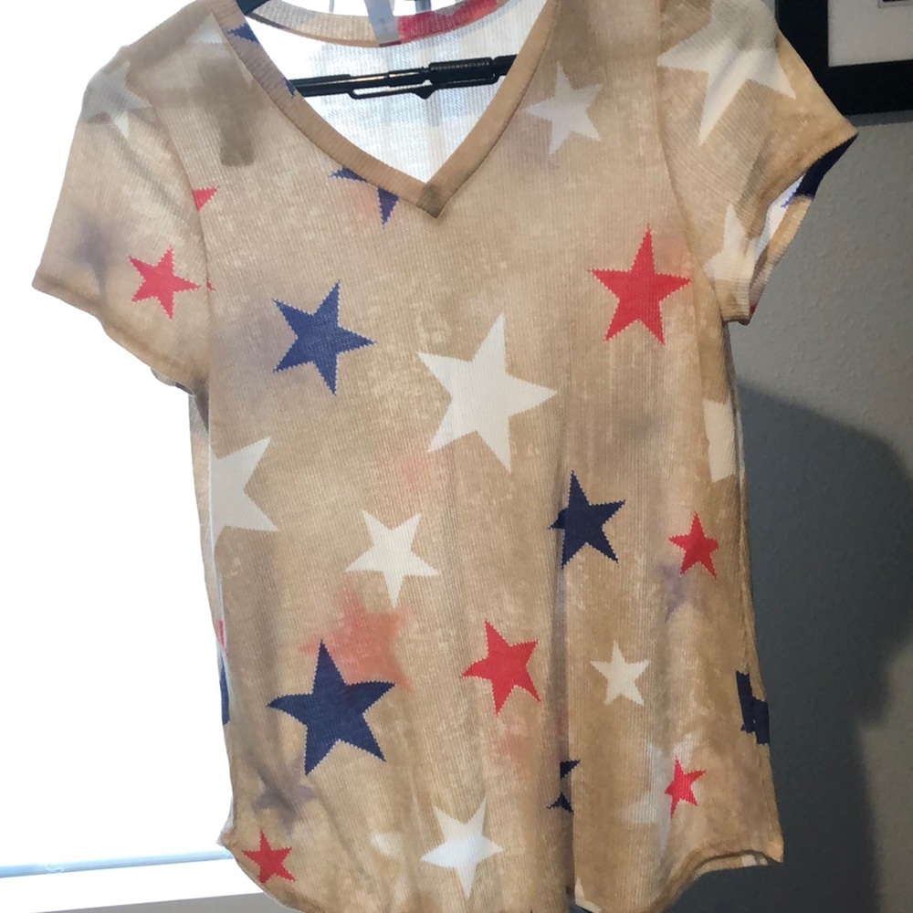 HoneyMe oatmeal star shirt